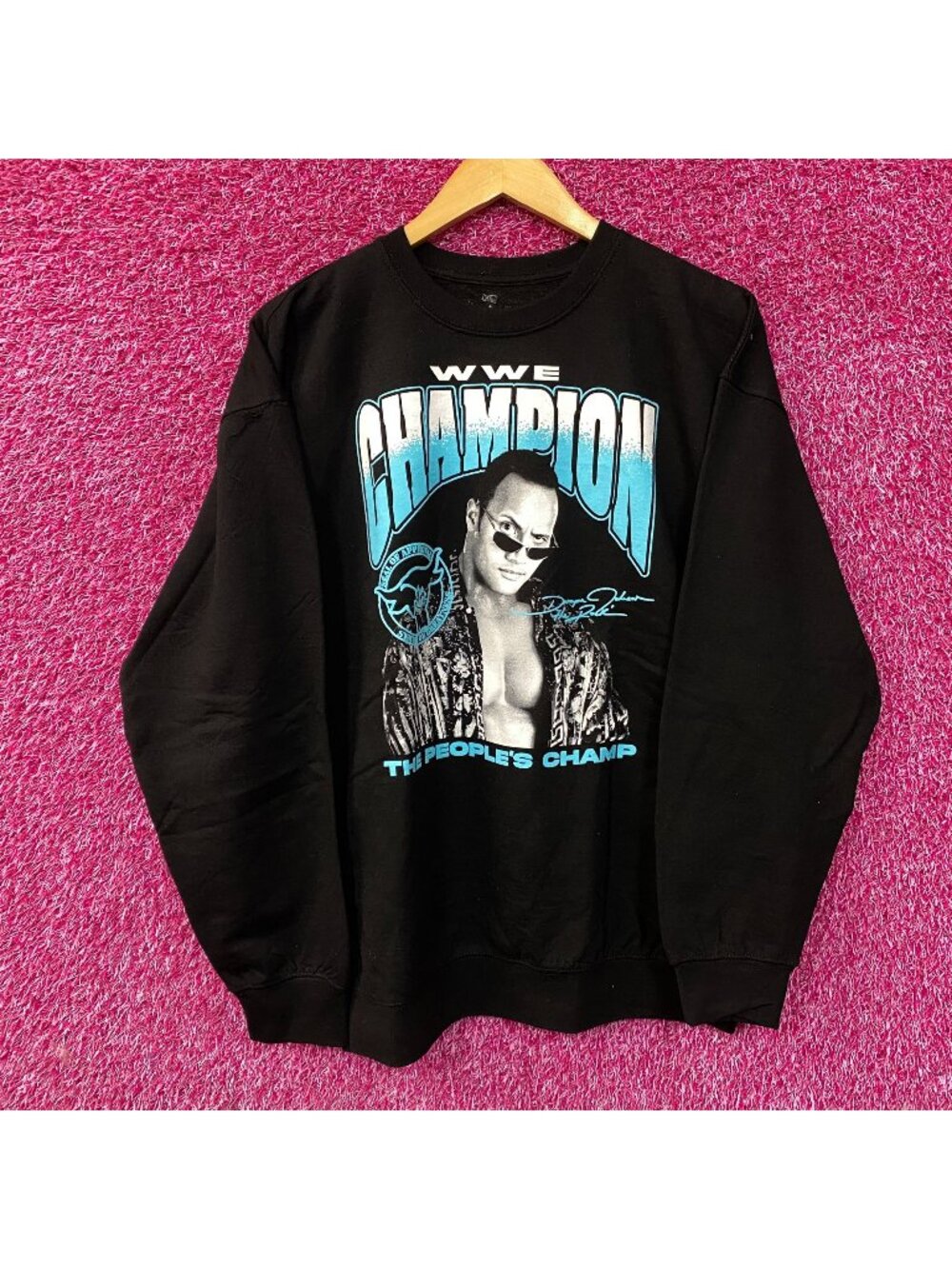 The Rock WWE People Champion Resume Crewneck Sweater size XL